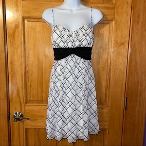 “Speechless” young ladies dress